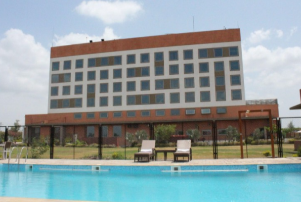 Hotel Jakson Inns Phaltan