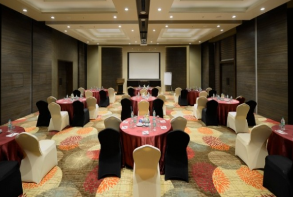 Hotel Jakson Inns Phaltan