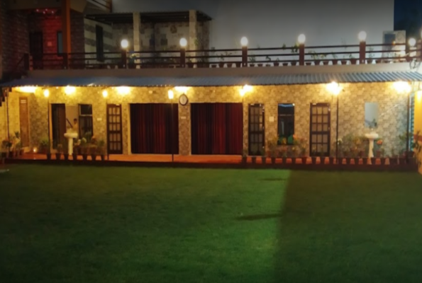 Lawn at Vandana Lawn