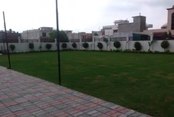Lawn at The Blue Sapphire