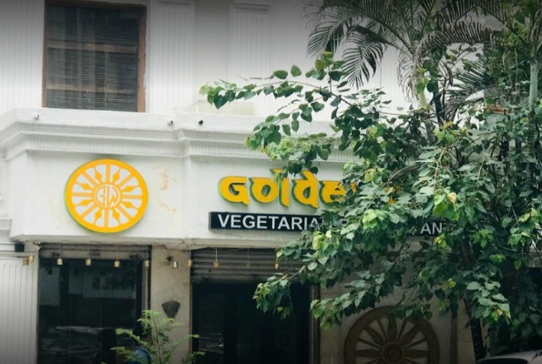 Golden Wheel Restaurant And Bar