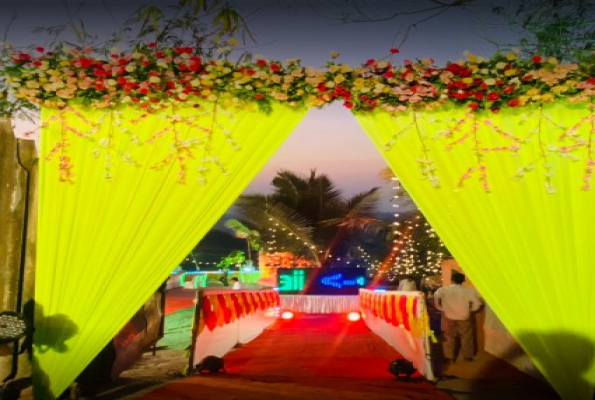 Yahoo Party Lawn