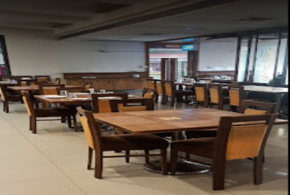Delhi Darbar Inn
