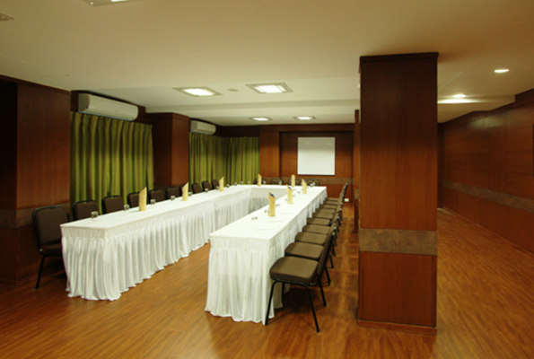 Boardroom at Riverview Hotel