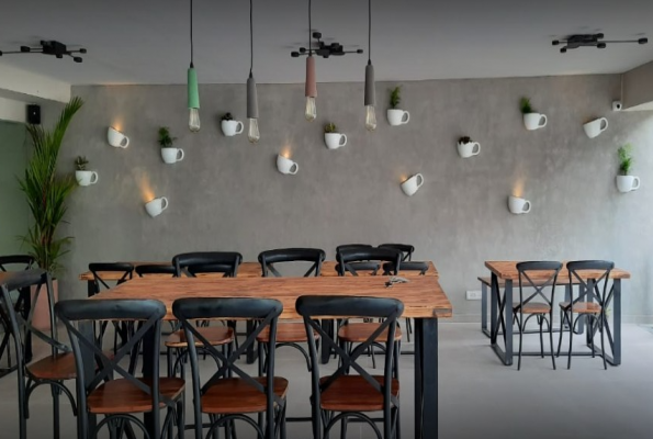 Cafe Petriqor
