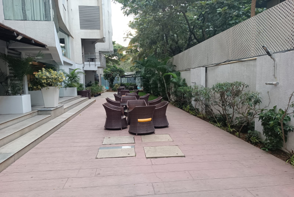 Bloom Suites Hotel