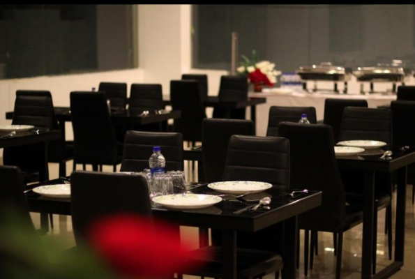 Hotel The Conclave 2