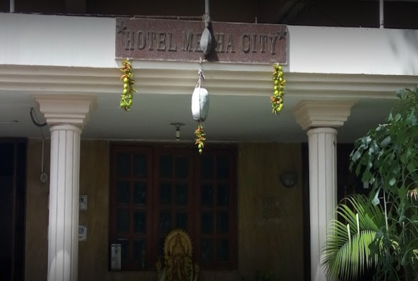Hotel Megha City