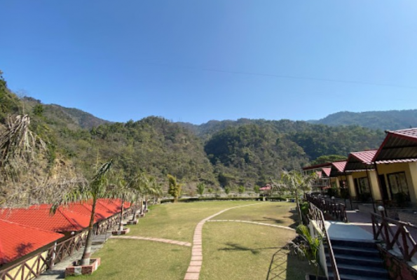 Lawn Garden at Nirvana River Resort