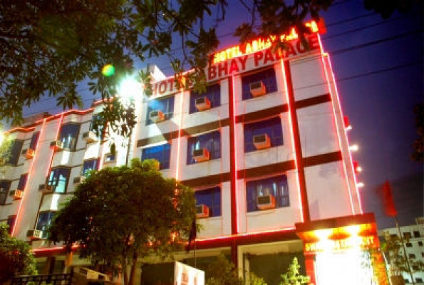 Banquet Hall at Hotel Abhay Palace