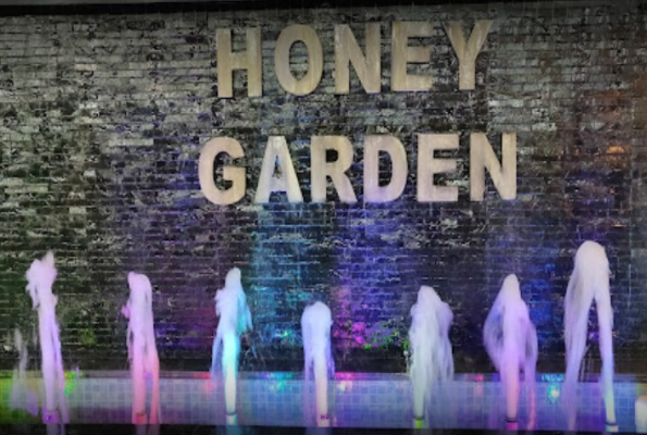 Hall 1 at Honey Garden