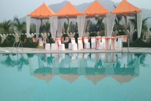 Poolside at Bhanwar Singh Palace