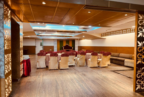 Banquet Hall at Anand Retreat Hotel