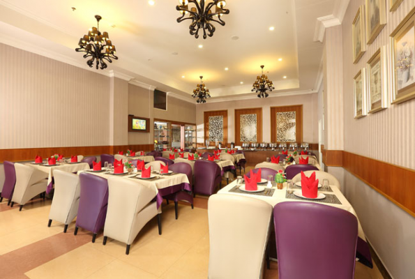 Restaurant at Hotel Cochin Legacy