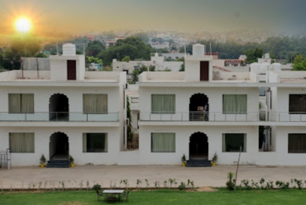 Aravali Hills Resort