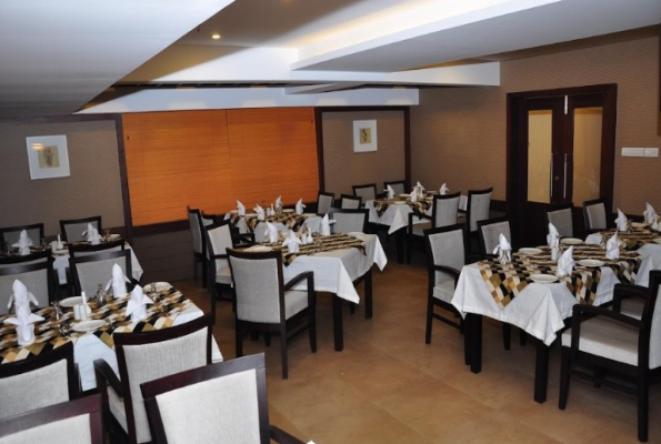 Restaurant at Cochin Seaport Hotel