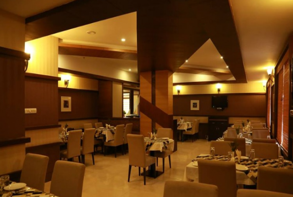 Restaurant at Cochin Seaport Hotel