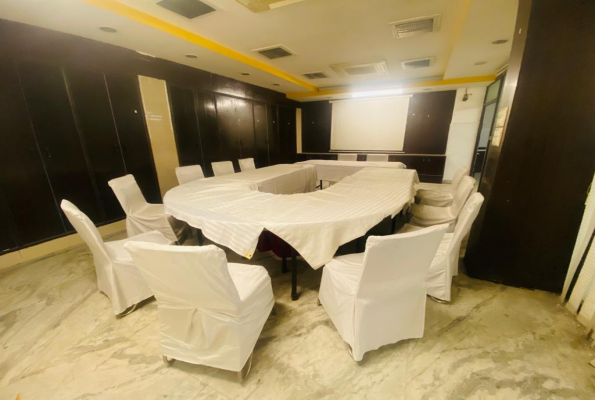Tipsyy Inn And Banquet