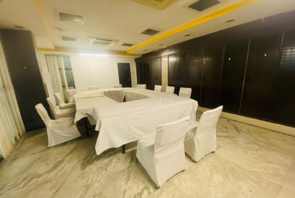 Tipsyy Inn And Banquet