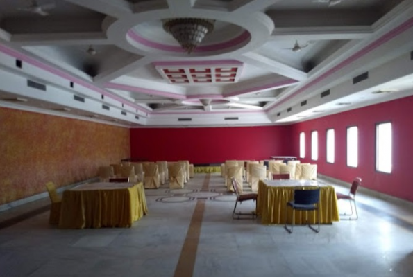 Hall 1 at Hotel Duke Palace