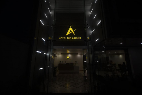 Hotel The Archer And Banquet
