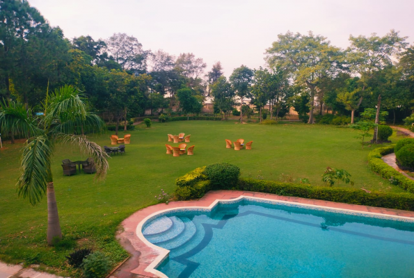 Poolside at Melody Farm