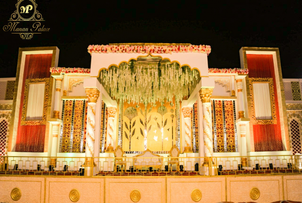 Lawn and Banquet at Manan Palace