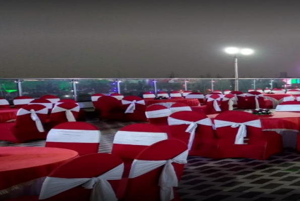 Latas Rooftop And Banquets