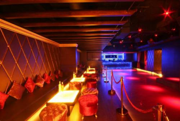 Baroke Night Club & Lounge Bar at Hotel Krishna Palace Residency