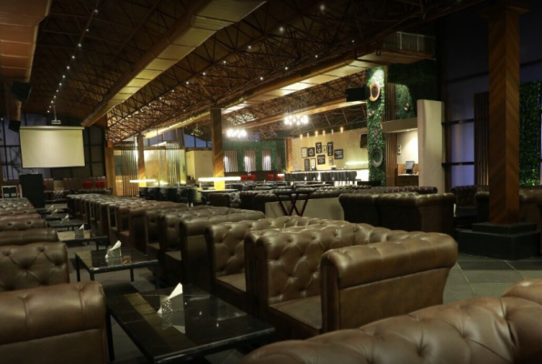 Glass House Lounge