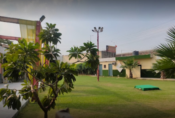 Shree Banke Bihari Farm House