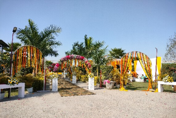 Advick Boutique Farm