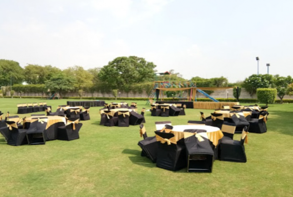 Lawn 11 at Jk Royal Farm By Dch