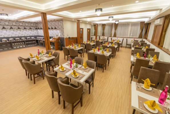 Dining Area at Hotel Clarks Inn