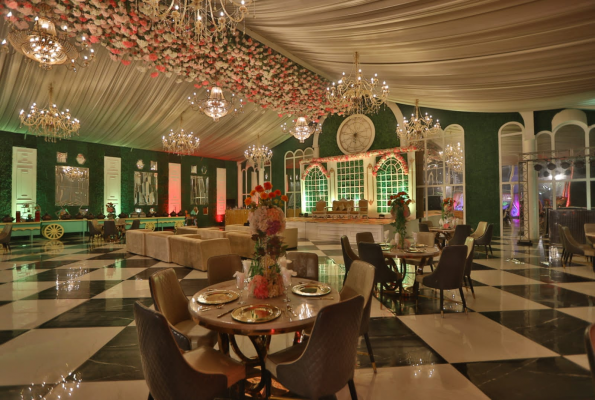 Aangan Restaurant at Tivoli Royal Palace