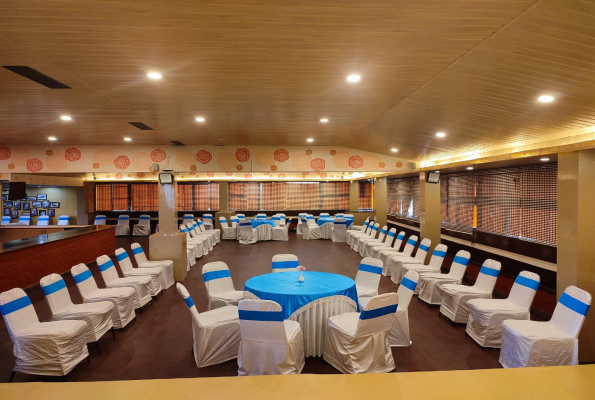 Vinaya Royal Inn
