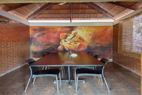 Veerus The Village Restaurant