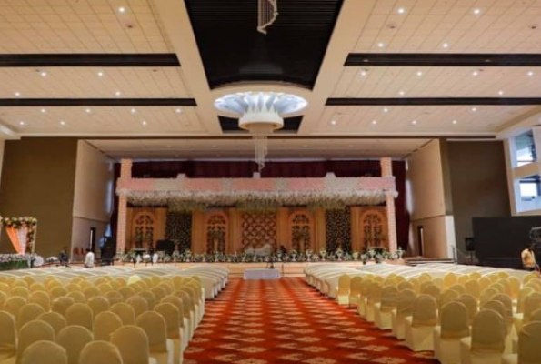 Maple Convention Centre