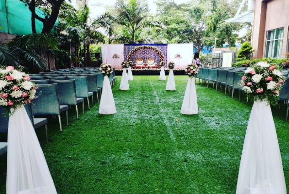 The Lawn at Renaissance Bengaluru Race Course Hotel