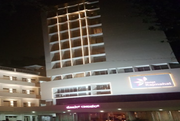 Hotel Rajmahal 5