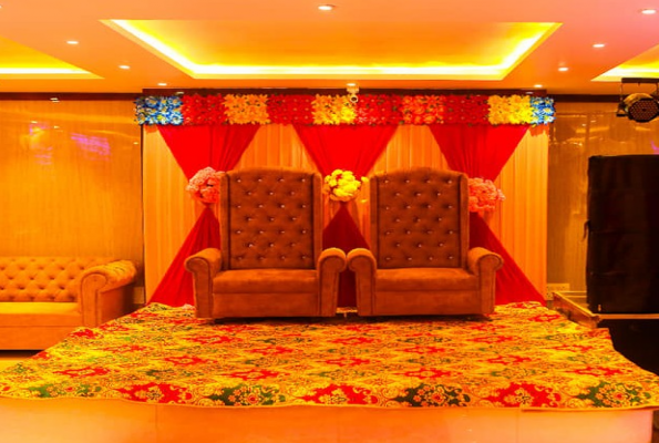 Hotel Diamond Inn