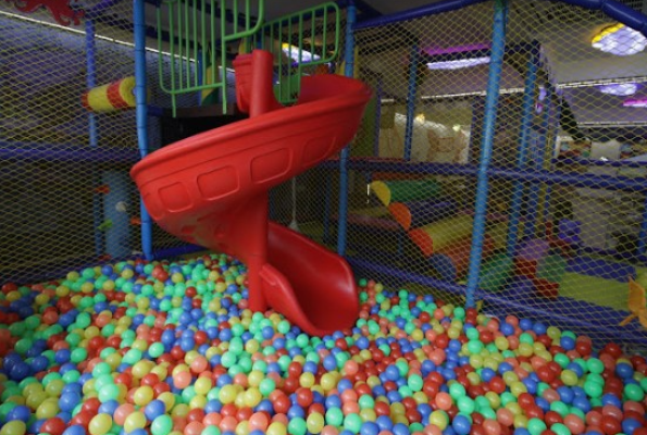 Soft Play And Gaming Zone at Kidz And Bigz