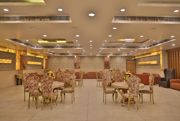 Shree Nath Jee Hotel And Banquet