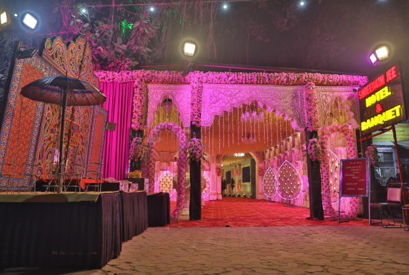Shree Nath Jee Hotel And Banquet