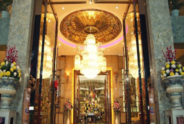 White Rose Hotel