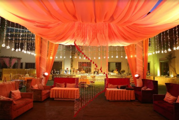 Hall at Raas Garden