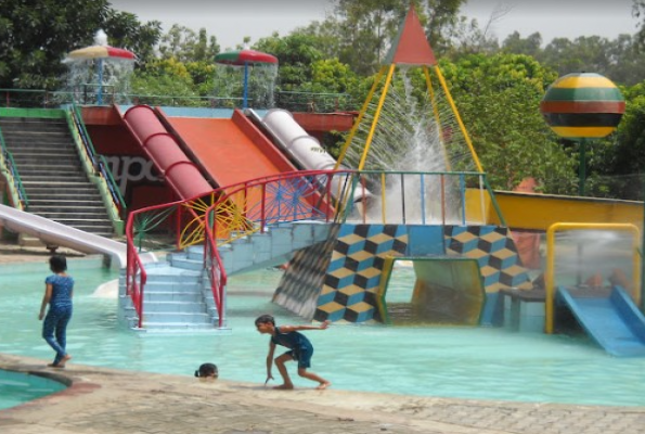 Lawn at Anandi Water Park