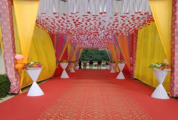 Gomti Lawn And Banquet 1