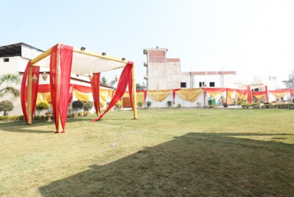 Lawn at Satya Shiv Resort