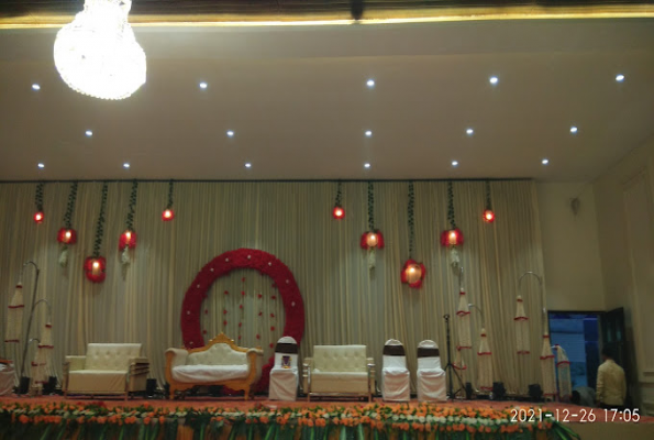 Hall at Geet Govind Banquet Hall And Lawn